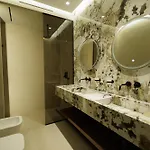 Rayan Luxury Apartamento *