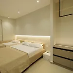 Rayan Luxury Apartamento *