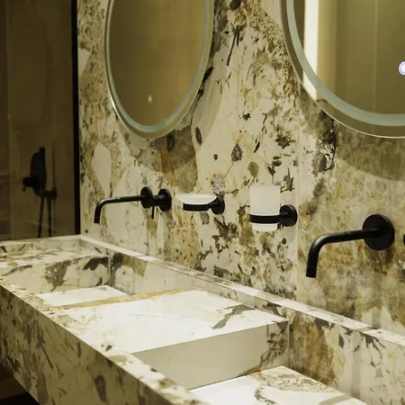 Rayan Luxury * Vlorë