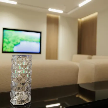 Rayan Luxury Apartamento