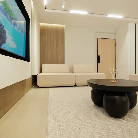 Rayan Luxury Apartamento *