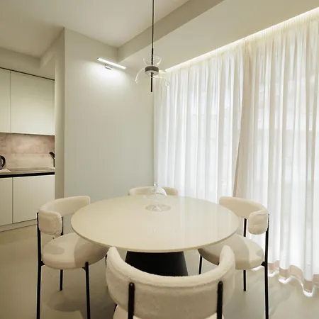 Rayan Luxury Apartamento